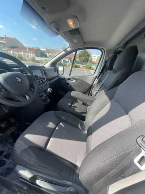 Renault  Trafic L2H1 2.0 DCI 120ch ENERGY CONFORT DOUBLE PORTE LATERALE GPS
