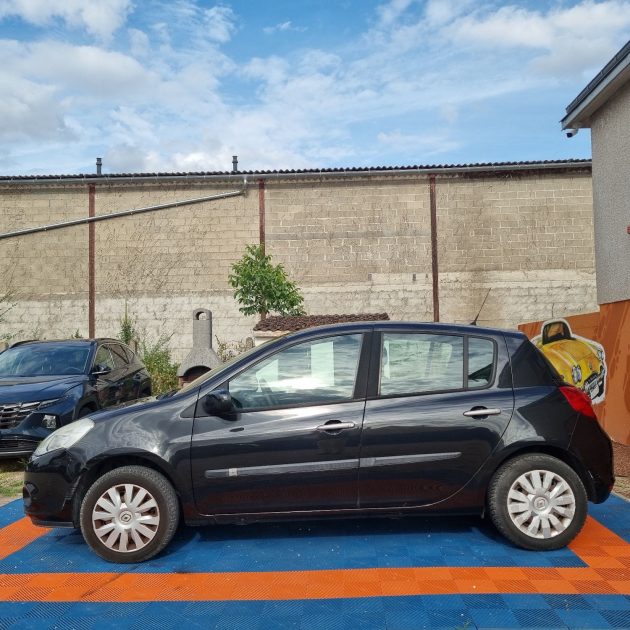 RENAULT CLIO 2009