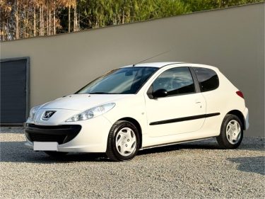 PEUGEOT 206+ 2010