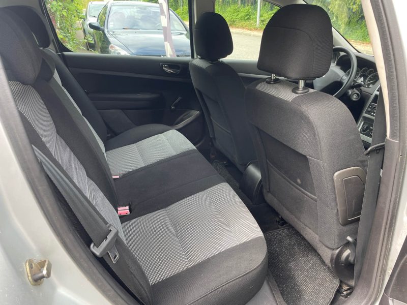 PEUGEOT 307 1.4i 90CV