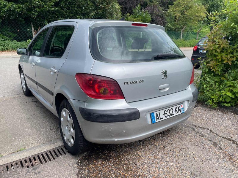 PEUGEOT 307 1.4i 90CV