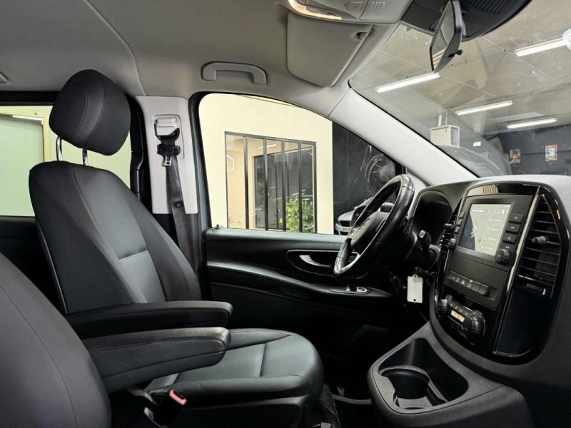 MERCEDES VITO 2022