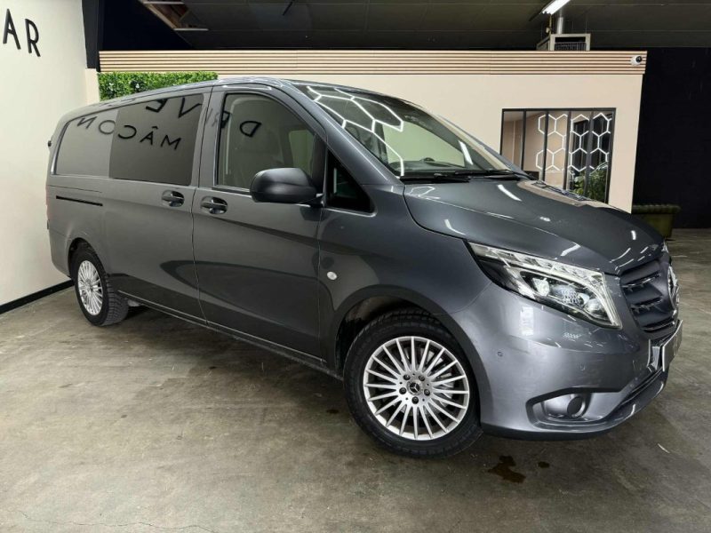 MERCEDES VITO 2022