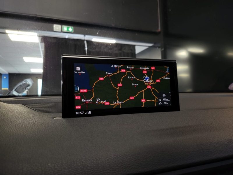 AUDI Q7 E-TRON 3.0 V6 AVUS EXTENTED TIPTRONIC / TOIT OUVRANT / SIEGES ELECTRIQUES + CHAUFFANTS / VIS