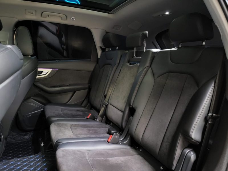 AUDI Q7 E-TRON 3.0 V6 AVUS EXTENTED TIPTRONIC / TOIT OUVRANT / SIEGES ELECTRIQUES + CHAUFFANTS / VIS