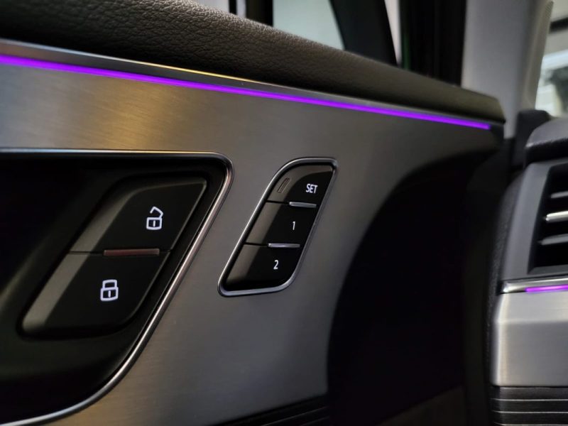 AUDI Q7 E-TRON 3.0 V6 AVUS EXTENTED TIPTRONIC / TOIT OUVRANT / SIEGES ELECTRIQUES + CHAUFFANTS / VIS