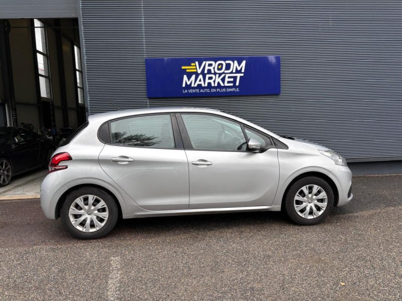 PEUGEOT 208 1.2 82cv Active - Distribution neuve