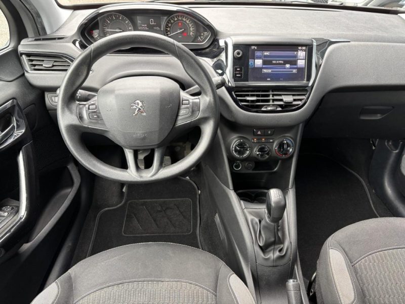 PEUGEOT 208 1.2 82cv Active - Distribution neuve