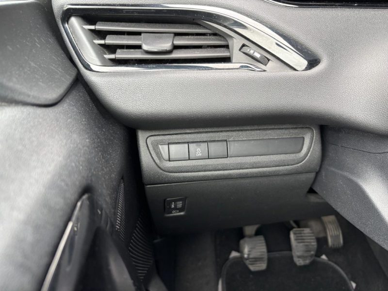 PEUGEOT 208 1.2 82cv Active - Distribution neuve