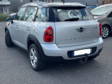 MINI 1.6D 110  DISTRIBUTION A CHAINE 