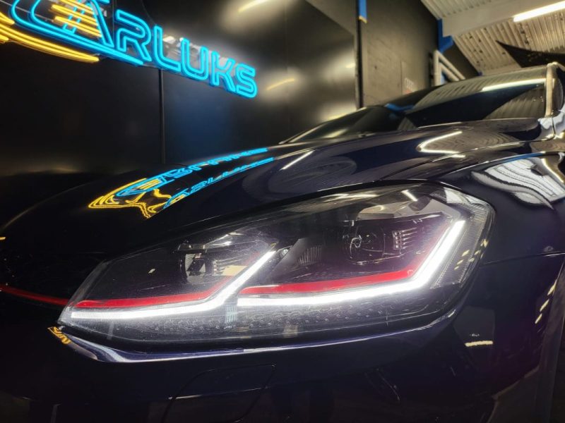 VOLKSWAGEN GOLF 7 GTI STAGE 1 +300CV / APPLE CARPLAY / MODE DE CONDUITE / REGULATEUR ADAPTATIF 