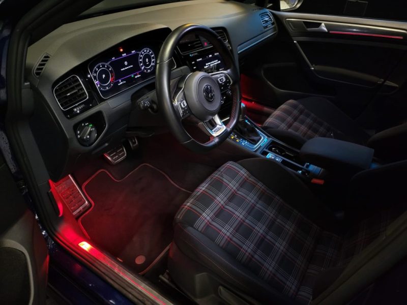 VOLKSWAGEN GOLF 7 GTI STAGE 1 +300CV / APPLE CARPLAY / MODE DE CONDUITE / REGULATEUR ADAPTATIF 