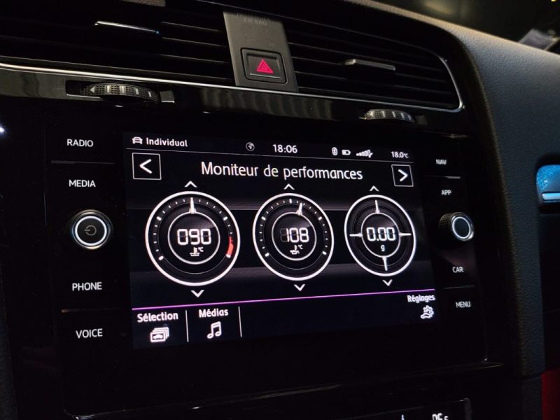 VOLKSWAGEN GOLF 7 GTI STAGE 1 +300CV / APPLE CARPLAY / MODE DE CONDUITE / REGULATEUR ADAPTATIF 