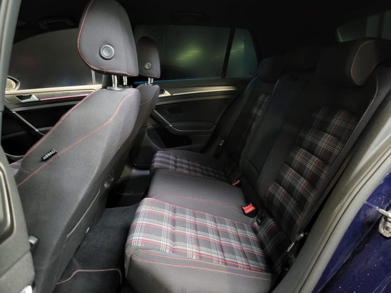 VOLKSWAGEN GOLF 7 GTI STAGE 1 +300CV / APPLE CARPLAY / MODE DE CONDUITE / REGULATEUR ADAPTATIF 