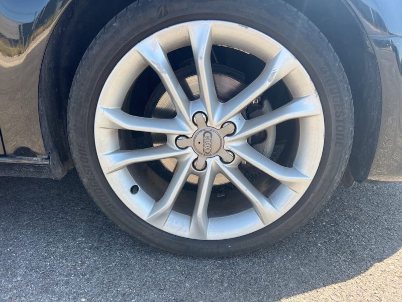 AUDI A3 2.0 L TDI 150 ch, Cuir, Full Led, Boîte auto, Distribution à jour