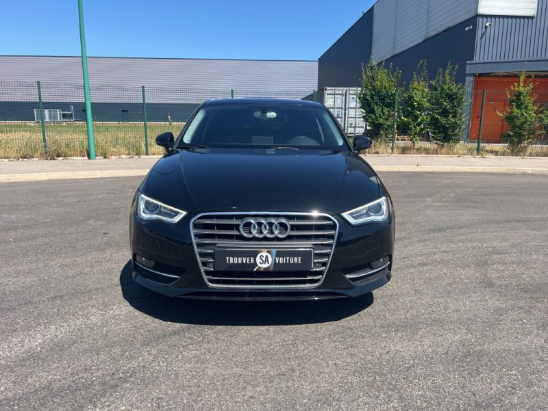 AUDI A3 2.0 L TDI 150 ch, Cuir, Full Led, Boîte auto, Distribution à jour