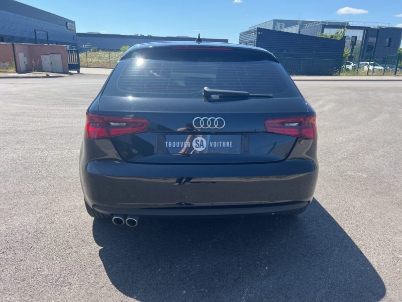AUDI A3 2.0 L TDI 150 ch, Cuir, Full Led, Boîte auto, Distribution à jour