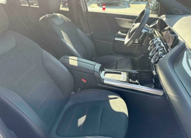 MERCEDES GLA 200 4-Matic 2024 REF 206