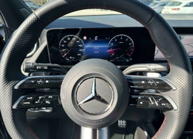 MERCEDES GLA 200 4-Matic 2024 REF 206