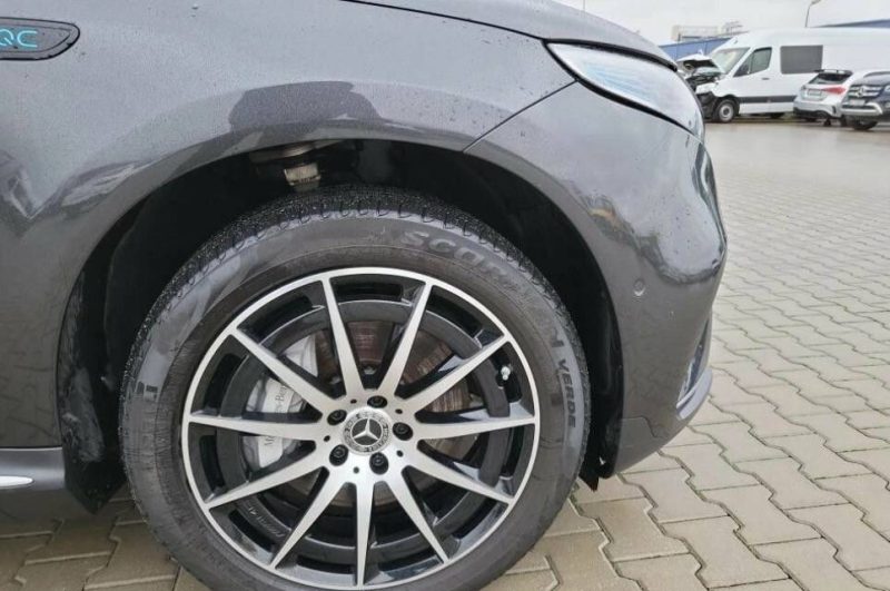 MERCEDES EQC 400 4MATIC 81 KWH 2021 REF 217
