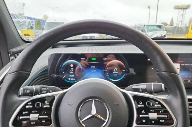 MERCEDES EQC 400 4MATIC 81 KWH 2021 REF 217