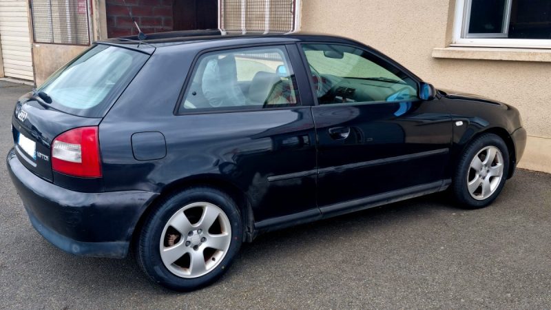 AUDI A3 2001