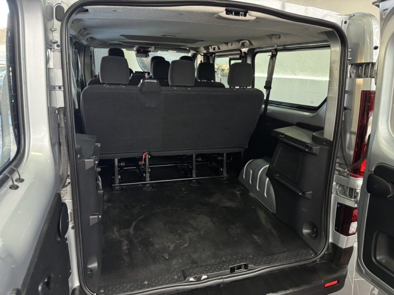 RENAULT TRAFIC 2021