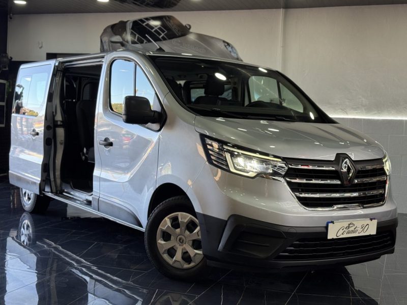 RENAULT TRAFIC 2021