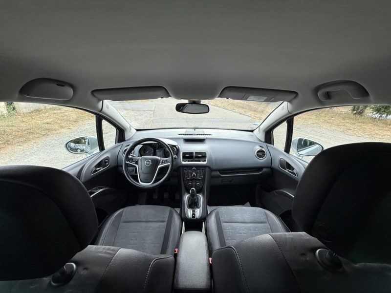 OPEL MERIVA 2011