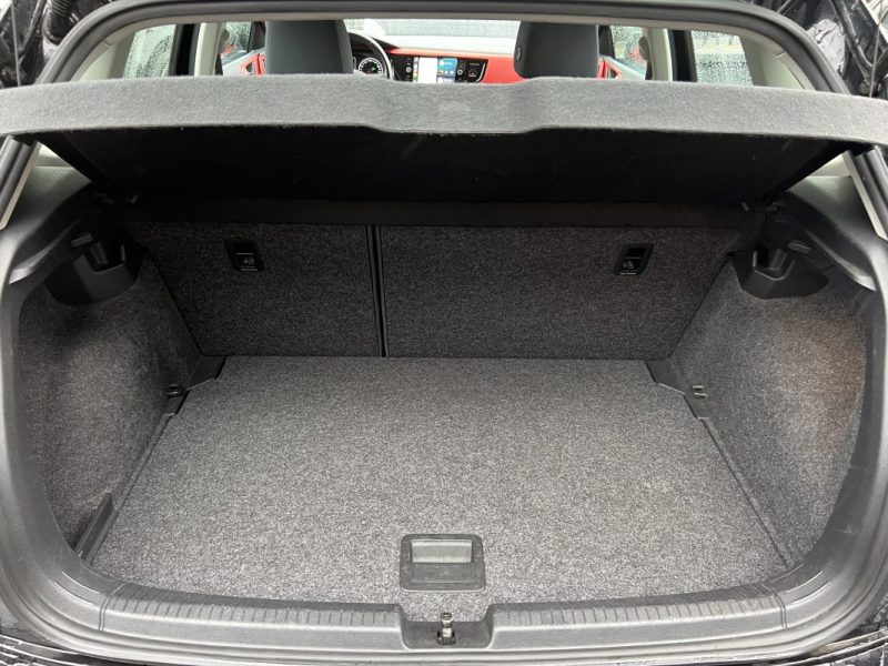 VOLKSWAGEN POLO 6 VI FIRST EDITION 1.0 TSI 95 Cv DSG7 / BEATS AUDIO APPLE & ANDROID - GARANTIE 1 AN