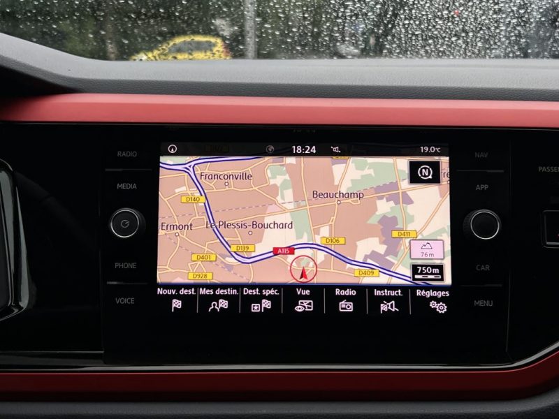 VOLKSWAGEN POLO 6 VI FIRST EDITION 1.0 TSI 95 Cv DSG7 / BEATS AUDIO APPLE & ANDROID - GARANTIE 1 AN