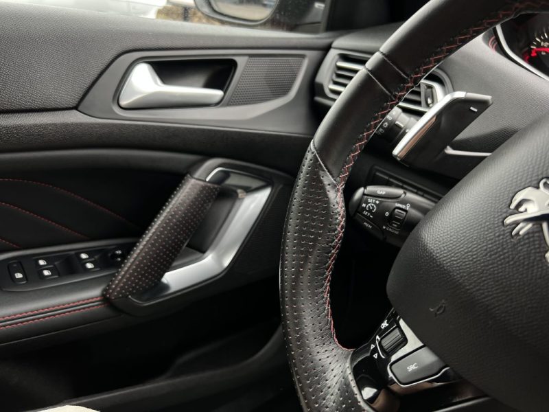 PEUGEOT 308  II PHASE 2 GT-Line 1.2 130 Cv BOITE AUTO EAT8 / APPLE CARPLAY & ANDROID - GARANTIE 1 AN