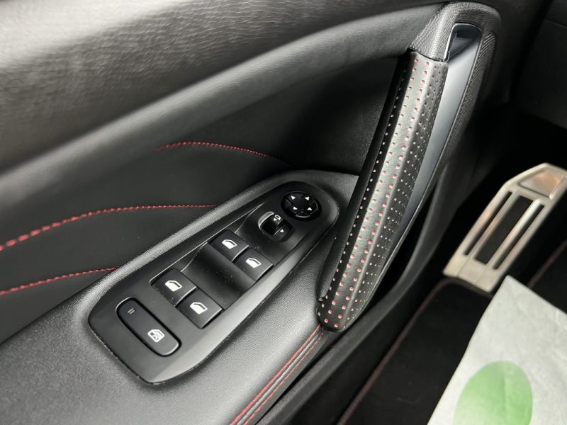 PEUGEOT 308  II PHASE 2 GT-Line 1.2 130 Cv BOITE AUTO EAT8 / APPLE CARPLAY & ANDROID - GARANTIE 1 AN