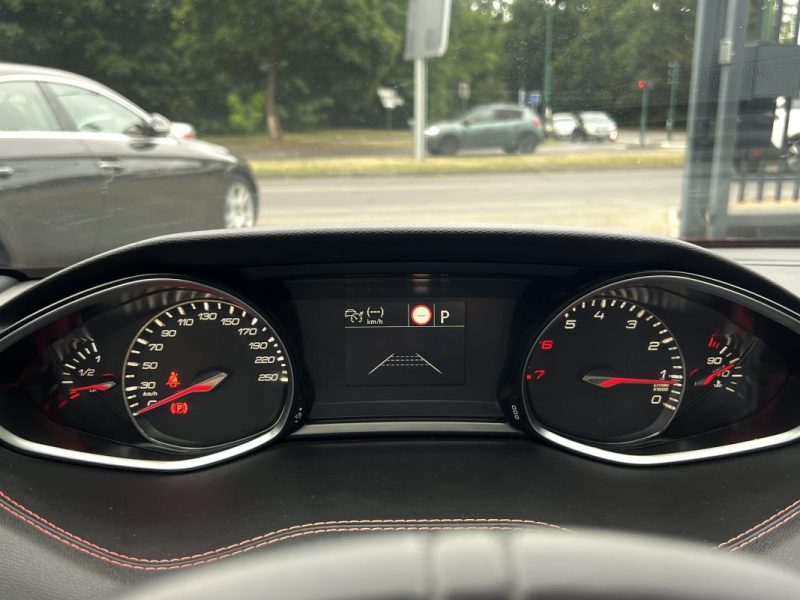 PEUGEOT 308  II PHASE 2 GT-Line 1.2 130 Cv BOITE AUTO EAT8 / APPLE CARPLAY & ANDROID - GARANTIE 1 AN