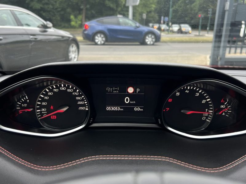 PEUGEOT 308  II PHASE 2 GT-Line 1.2 130 Cv BOITE AUTO EAT8 / APPLE CARPLAY & ANDROID - GARANTIE 1 AN