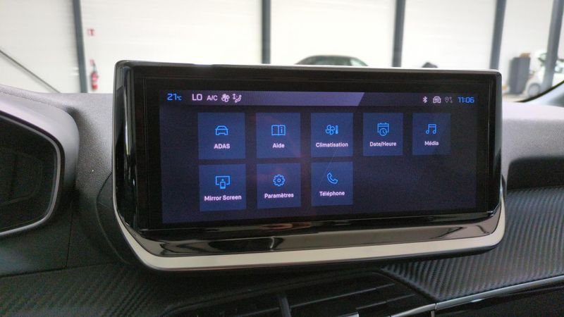 Peugeot 208 100 s&s bvm6 allure + radars av-ar + mirror screen