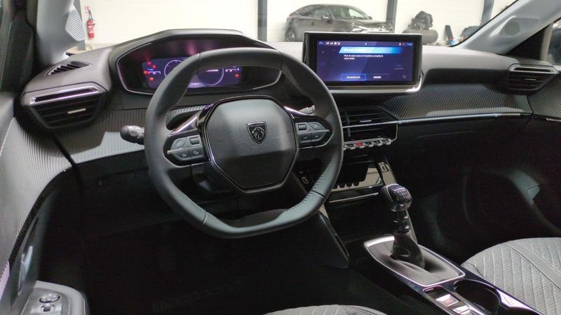 Peugeot 208 100 s&s bvm6 allure + radars av-ar + mirror screen