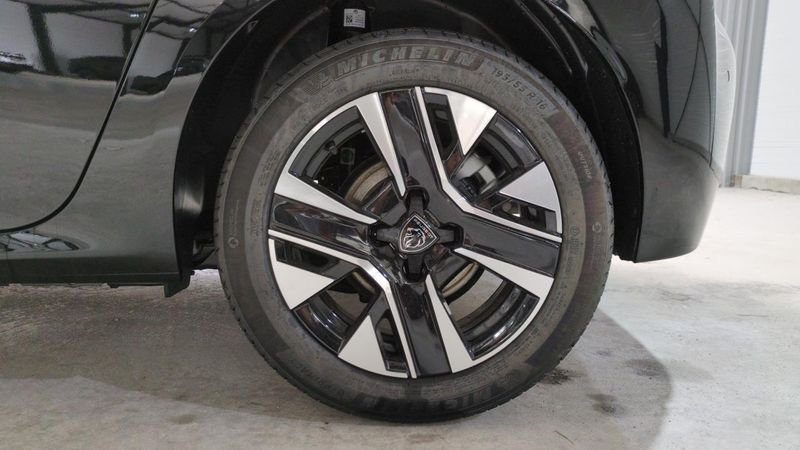 Peugeot 208 100 s&s bvm6 allure + radars av-ar + mirror screen