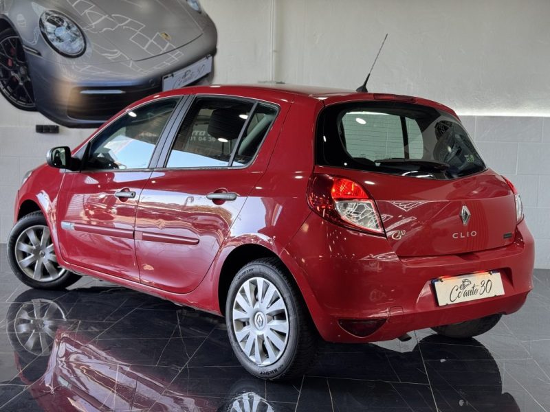 RENAULT CLIO 2013
