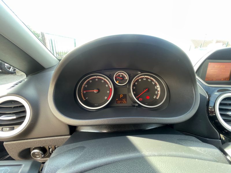 OPEL CORSA 2010 D 1.4I TWINPORT BOITE AUTOMATIQUE COSMO 