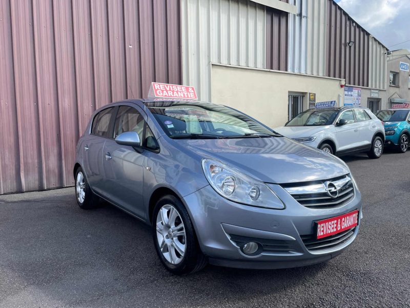 OPEL CORSA 2010 D 1.4I TWINPORT BOITE AUTOMATIQUE COSMO 
