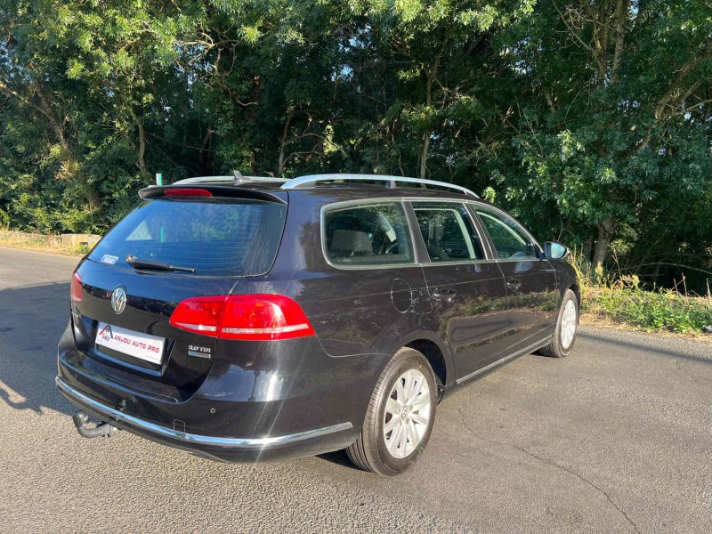 VOLKSWAGEN PASSAT 2013