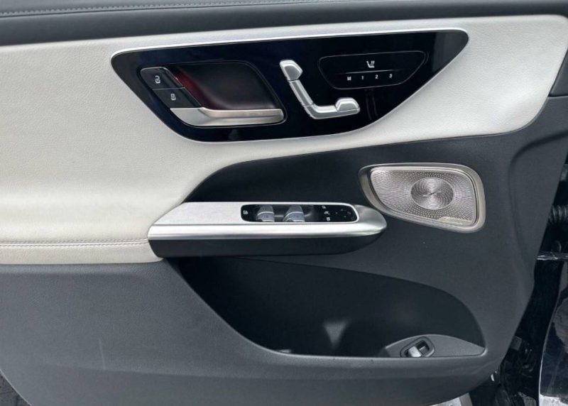 MERCEDES GLC COUPE 200 2024  REF 202