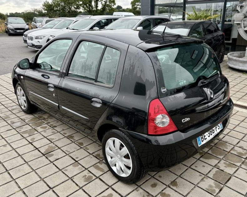 RENAULT CLIO 1.2i 60 GPL ECO2 CAMPUS.COM
