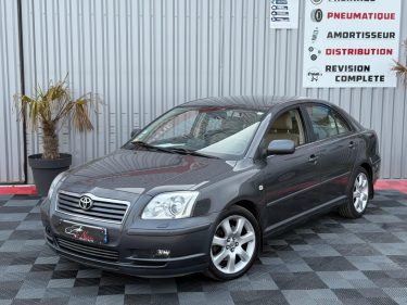 TOYOTA AVENSIS 2005