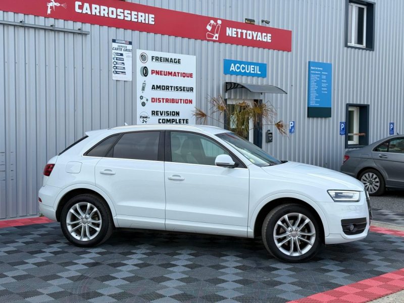 AUDI Q3 2012
