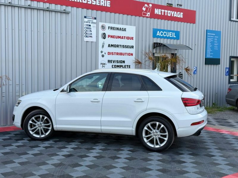 AUDI Q3 2012