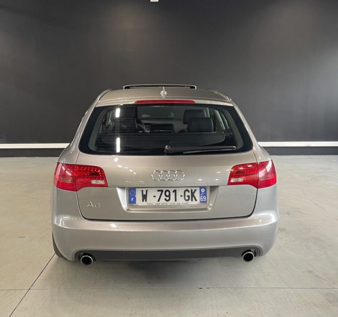 AUDI A6 3.2  2005