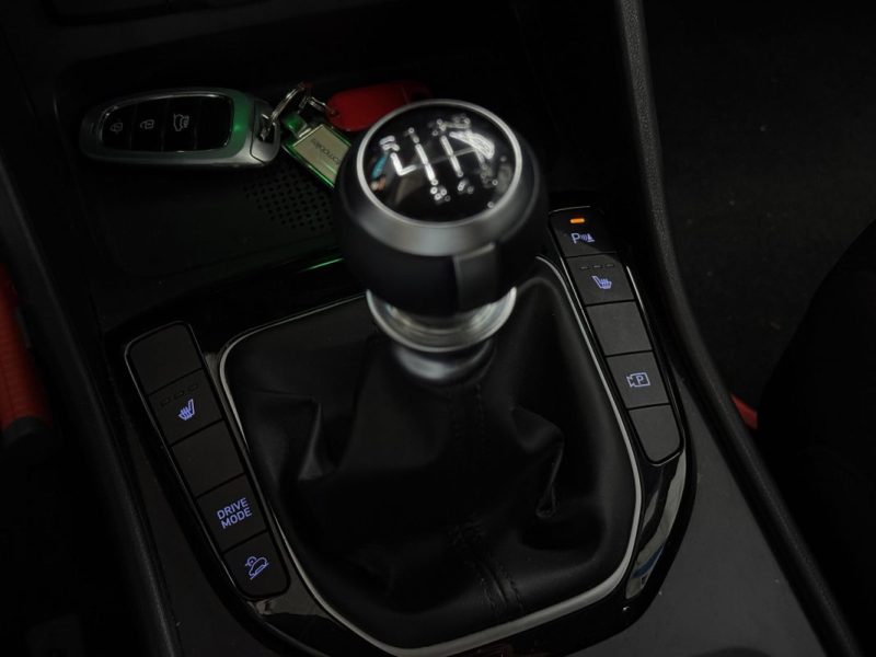 HYUNDAI TUCSON IV INTUITIVE 1.6 T-GDi Mild Hybrid 2WD 150 cv