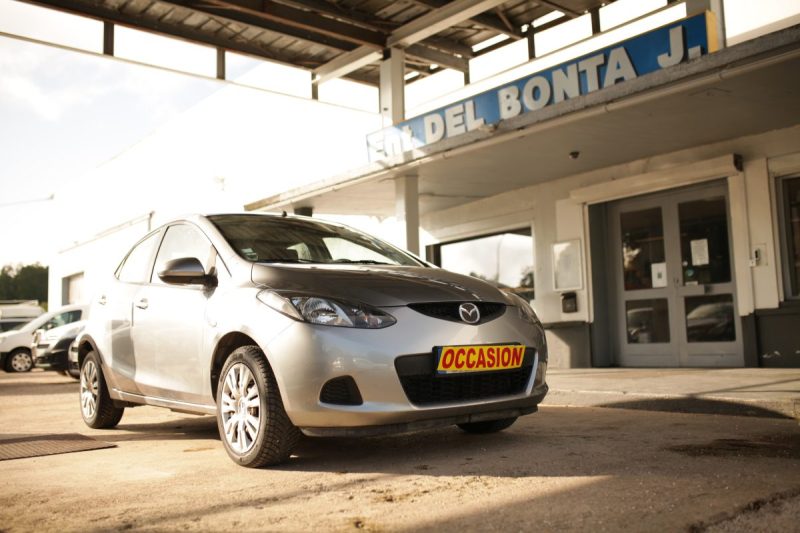MAZDA 2 2010